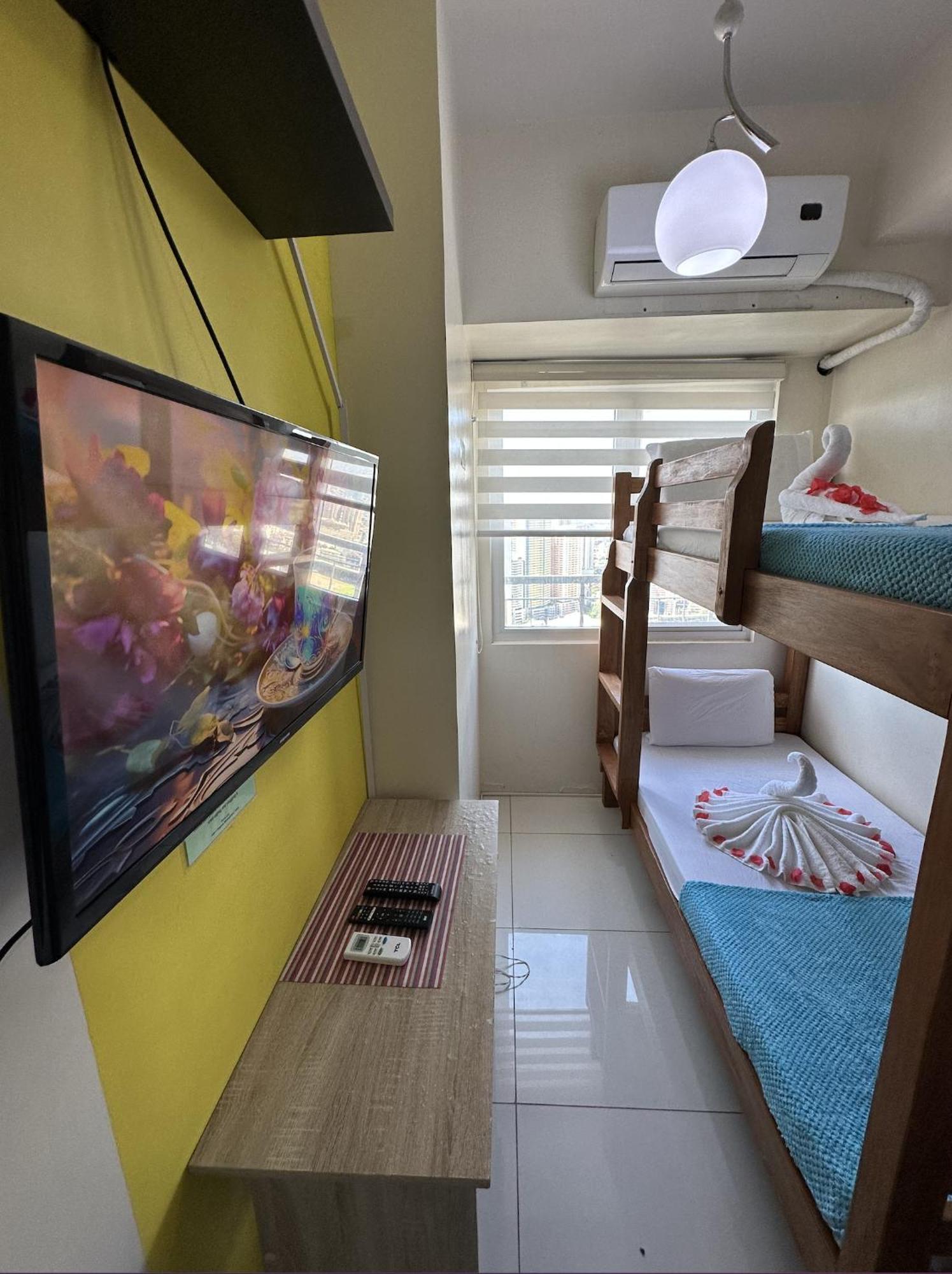 Green Residences Stays By Pbyy Manila Ngoại thất bức ảnh