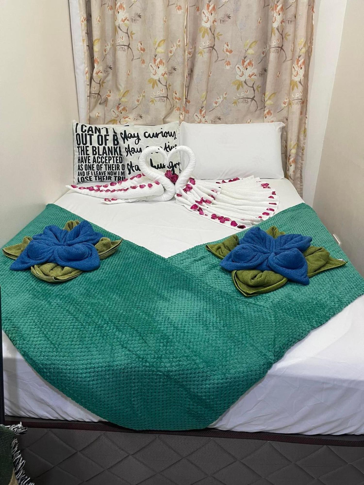 Green Residences Stays By Pbyy Manila Ngoại thất bức ảnh