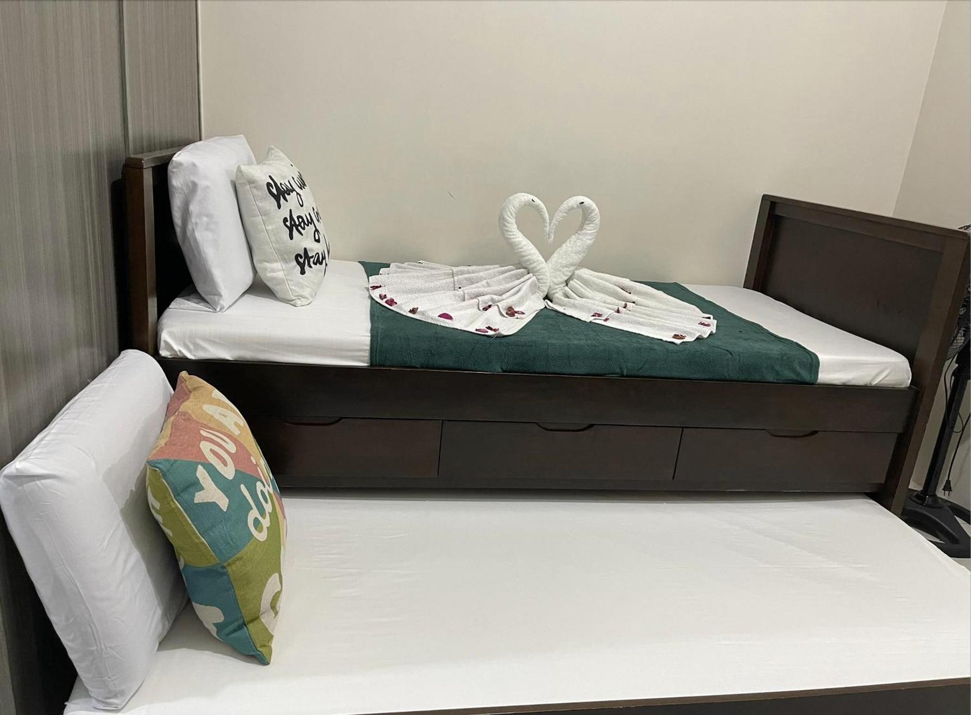 Green Residences Stays By Pbyy Manila Ngoại thất bức ảnh