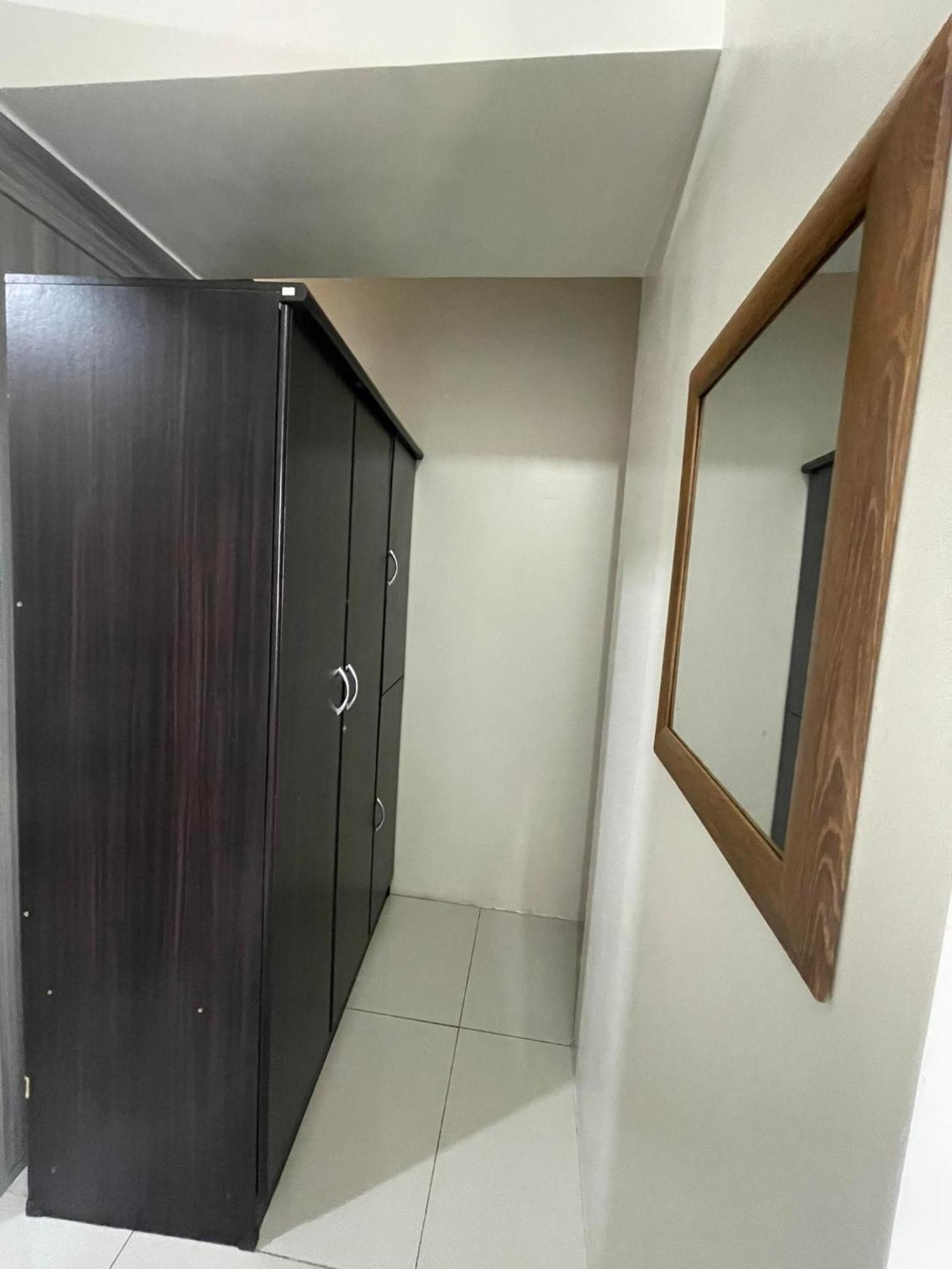Green Residences Stays By Pbyy Manila Ngoại thất bức ảnh